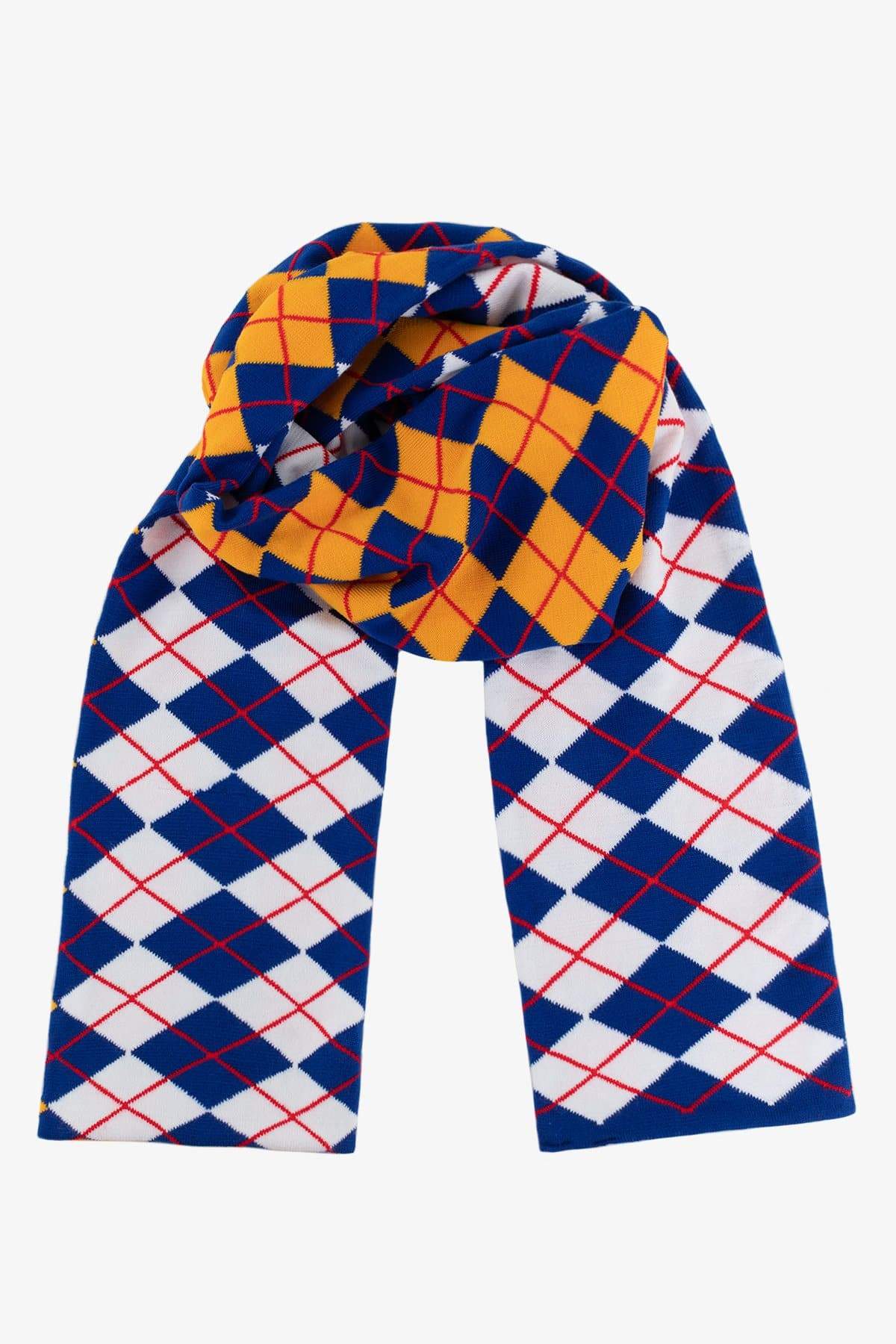 Argyle Knit Scarf – Classic Winter Accessory